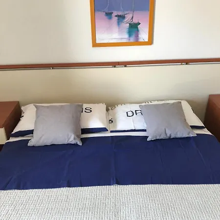 In 36154 Apartment *
